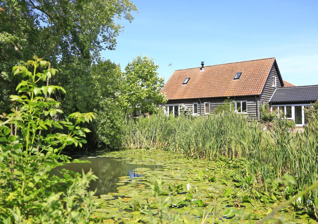 Brights Farm Lodge Bramfield  Exterior photo